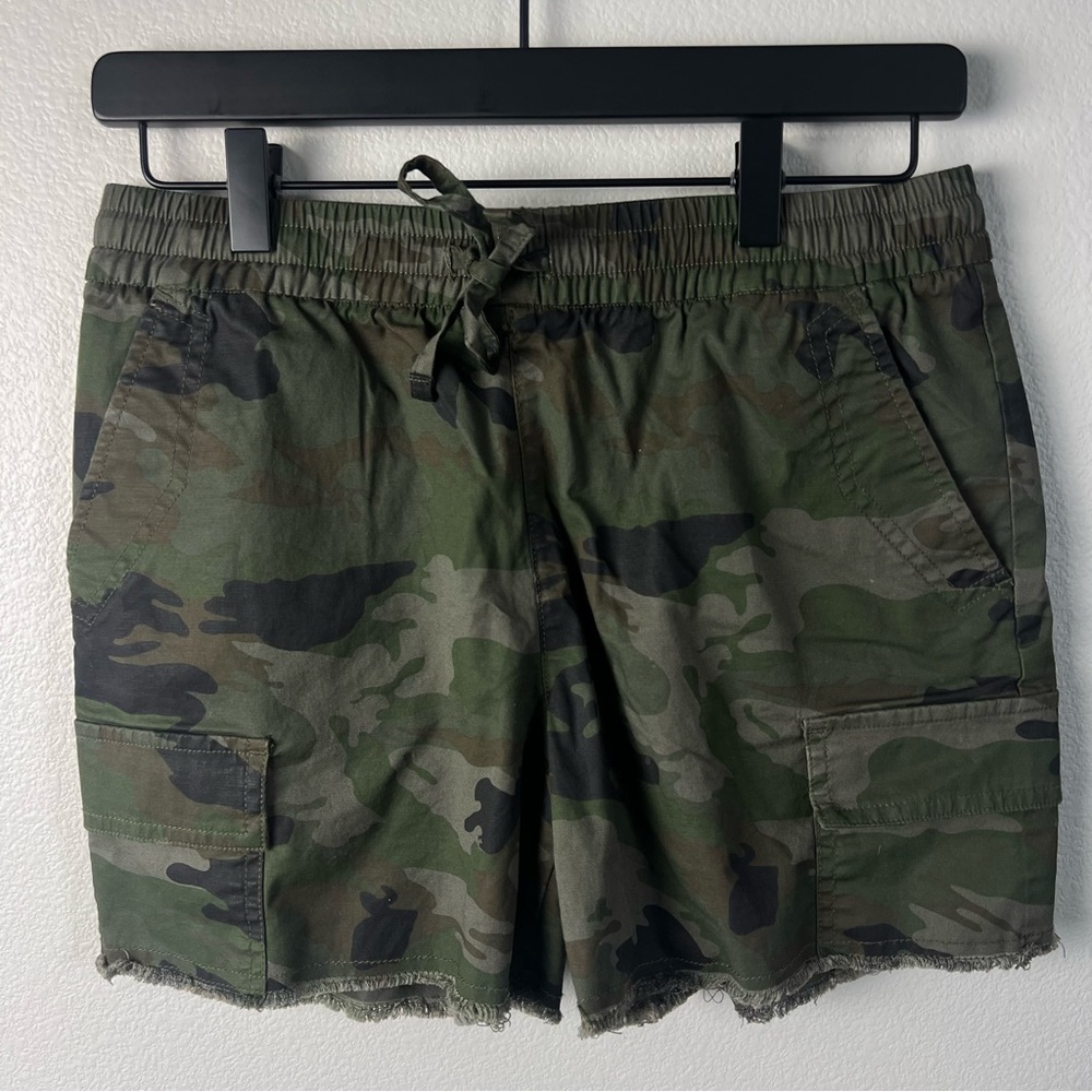 L.T.J Letter to‎ Juliet Camo Cargo Shorts Size Medium